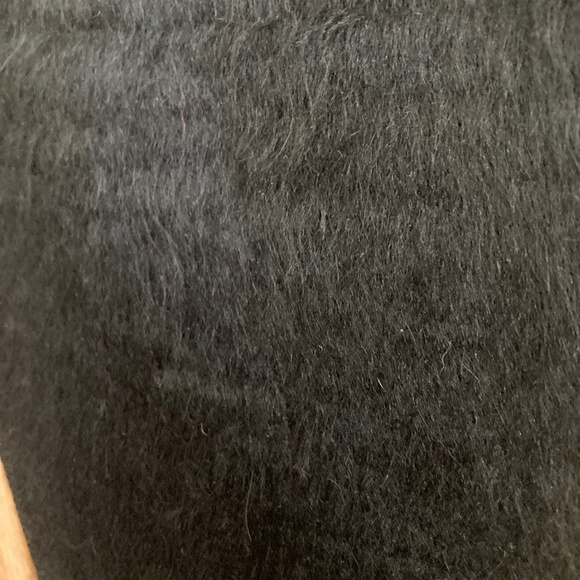 Black Alpaca Scarf W/Fringe Beautiful! - Picture 1 of 3
